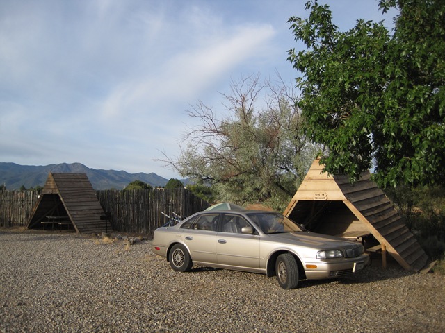 [Taos 001[4].jpg]