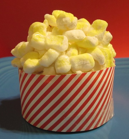 [popcorn cupcake[6].jpg]