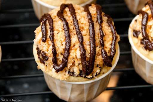 girl scout cookies samoas. Girl Scout Cookies Cupcakes