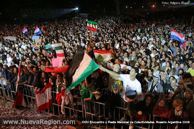 Más de 100 mil personas en el cierre de Colectividades 2008. Siempre los fans en primer lugar, como debe ser :-)