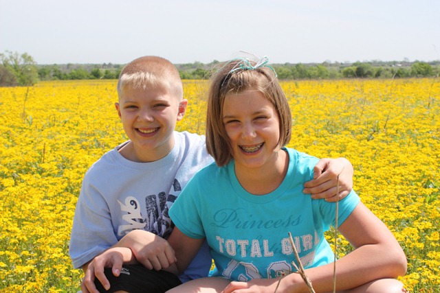 [Ally Jayne & Zach yellow[3].jpg]