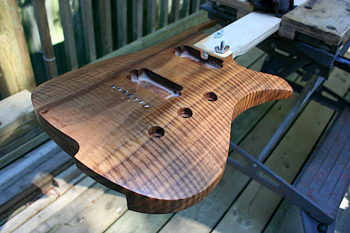 Some final sanding and the first coat of oil.