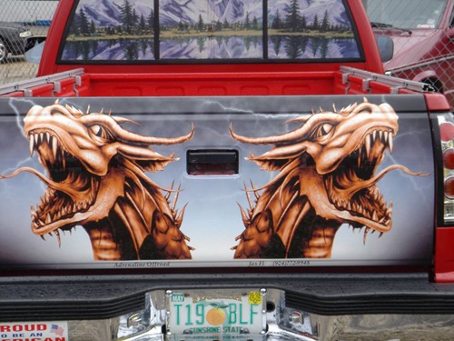 [Dragons_tailgate[4].jpg]