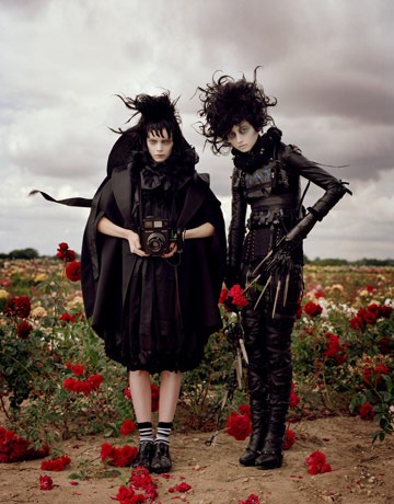 [tim-burton-fashion-1009-02-de[4].jpg]