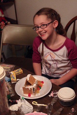 12-31-09 Gingerbread houses (45)