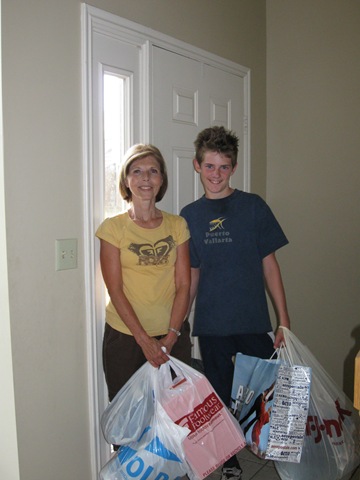 [08-18-09 school shopping w grandma - Braxton (2)[2].jpg]