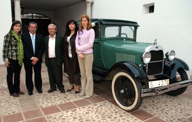 [Coches antiguos[4].jpg]
