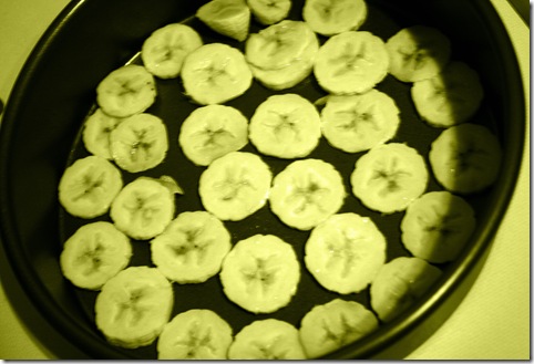 banana lined pan