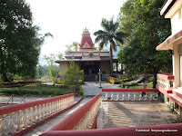 Chinmaya Mission Temple: Sidhbari, Himachal Pradesh