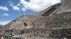 It is a fairly easy climb up to the Sun pyramid