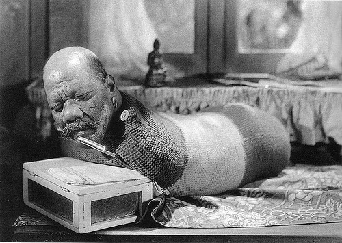 [freaks-1932-director-tod-browning[5].jpg]