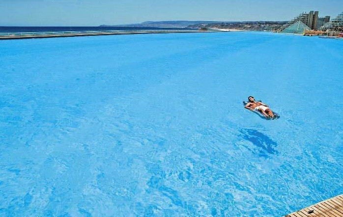 [A maior piscina do mundo no Chile 2[15].jpg]