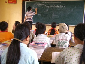 [vietnam_classroom_web[4].jpg]