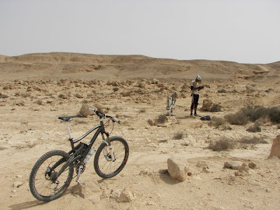 [Image: 26729_528505000926_134500073_31084269_7296370_n.jpg]