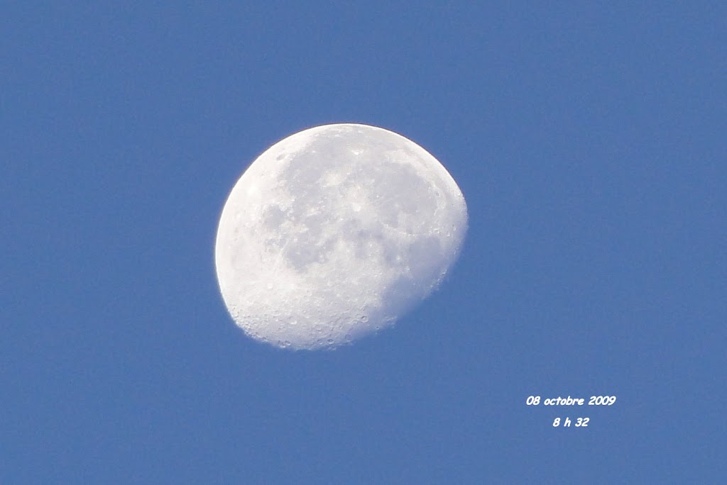 http://lh5.ggpht.com/_W3Yz6GwnBCQ/Ss2Up9bYyxI/AAAAAAAABHA/E7ba1EweNGk/s1024/lune%2008-10-09%20aurore%20024.jpg