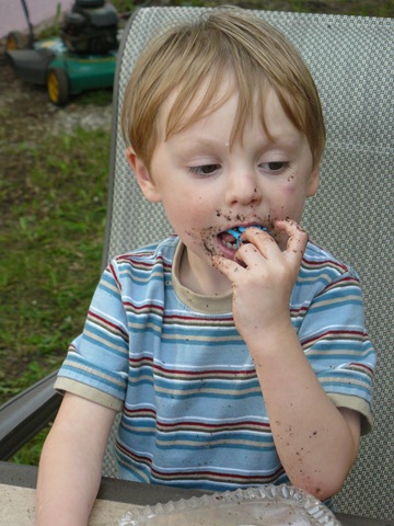 [LevieagleAbbibdayshedgarage1402.jpg]