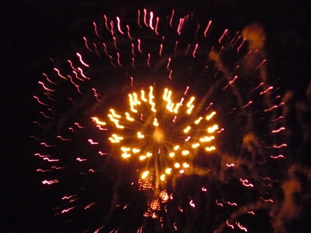 [fireworks0202.jpg]