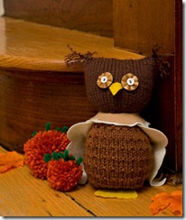 Halloween-Craft-Knitted-Owl_full_article_vertical