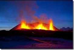 imagén del volcán islandés Eyjafjalla