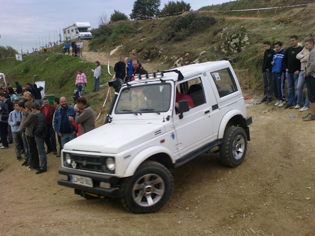 http://lh5.ggpht.com/_WOYr33IweKA/SNf0-HPpCxI/AAAAAAAAAiA/mSaDuVmIXqY/s640/DSC00500.JPG