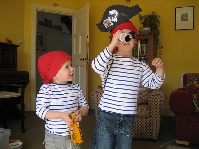 [Pirates Tate and Gil[2].jpg]