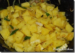 Potato,turmeric,salt added