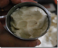 Fill the dough in the murukku press