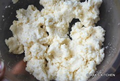 Crumbly texture Crumbly texture