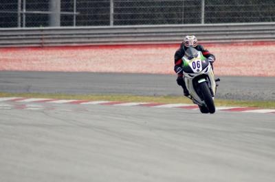 [DSC_0317edit_400x266[2].jpg]