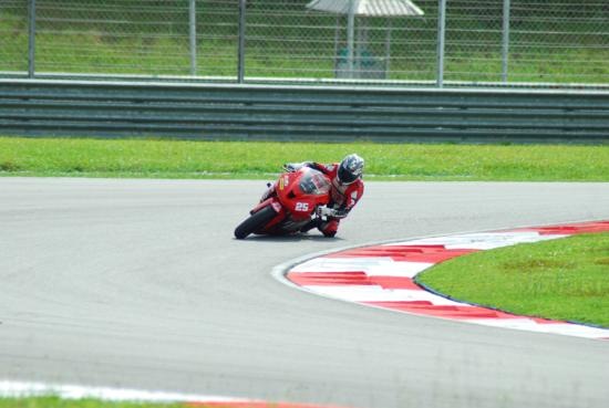 [DSC_0387_550x369[2].jpg]