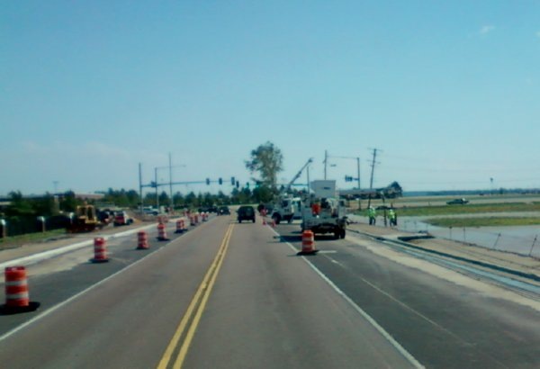 [utilitytrucks_02[6].jpg]
