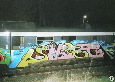 [6124[2].jpg]