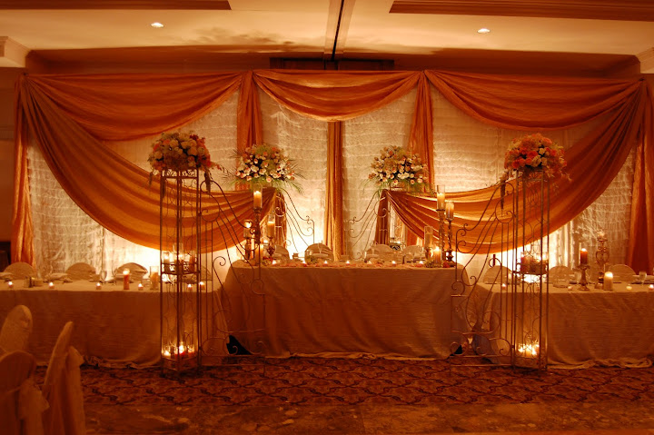 Head table swagging and candles