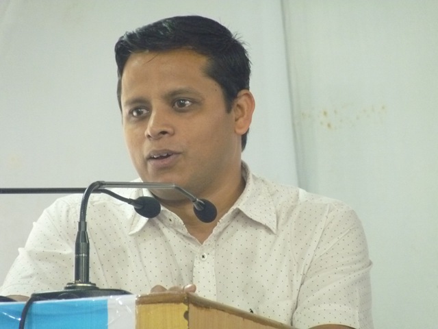 [PraveenPandey[2].jpg]