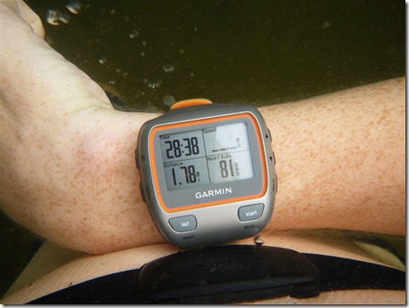 Garmin 310XT Heart Rate while underwater next to strap