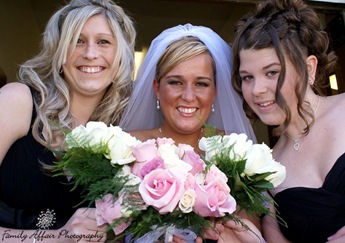 AK15 bride w sisters