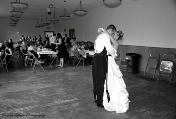 AK19 first dance