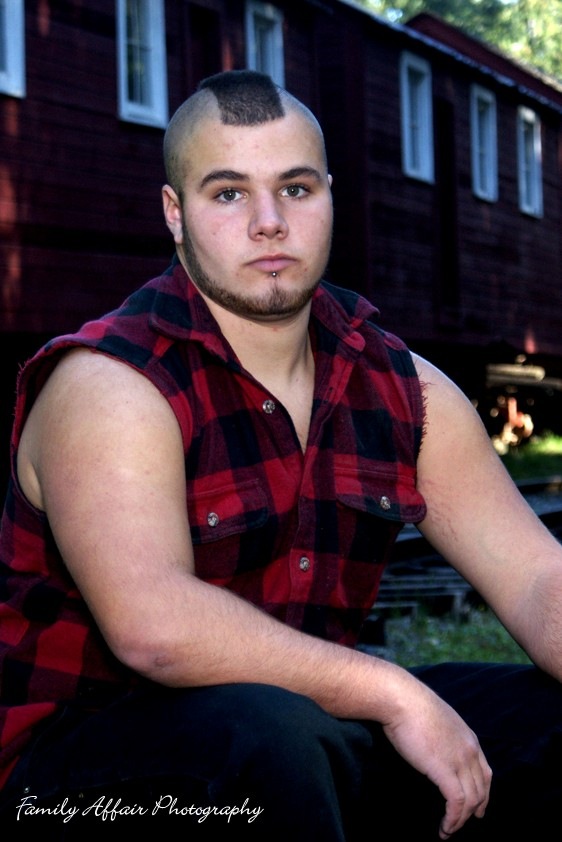 [senior062.jpg]