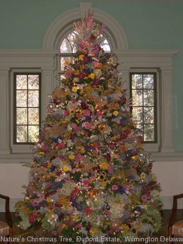 [Winterthur Christmas Tree[41].jpg]