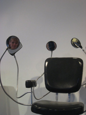 [mirror[3].jpg]