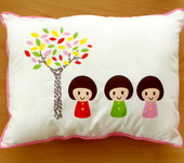 Bantal Imut: Little-Kids