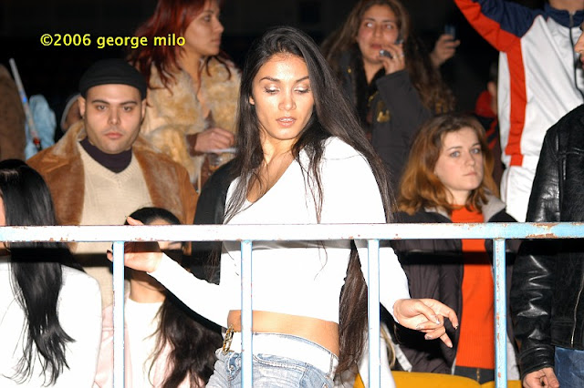 roma girl rom