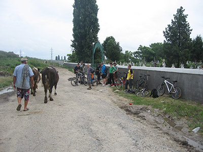 explorari geo atreides drumul macului manastirea chiajna bucuresti biciclete evenimente