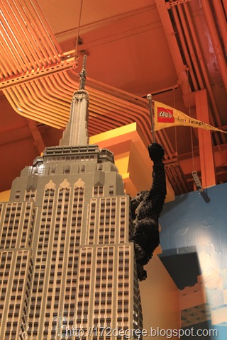 [newyork 625[4].jpg]