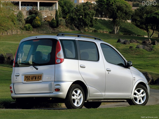 [Toyota-Yaris_Verso_2000_800x600_wallpaper_15.jpg]