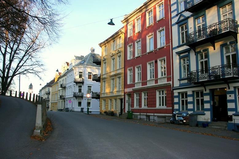 [Bergen2010 012-2[4].jpg]