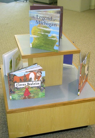 [childrenbooks4.jpg]