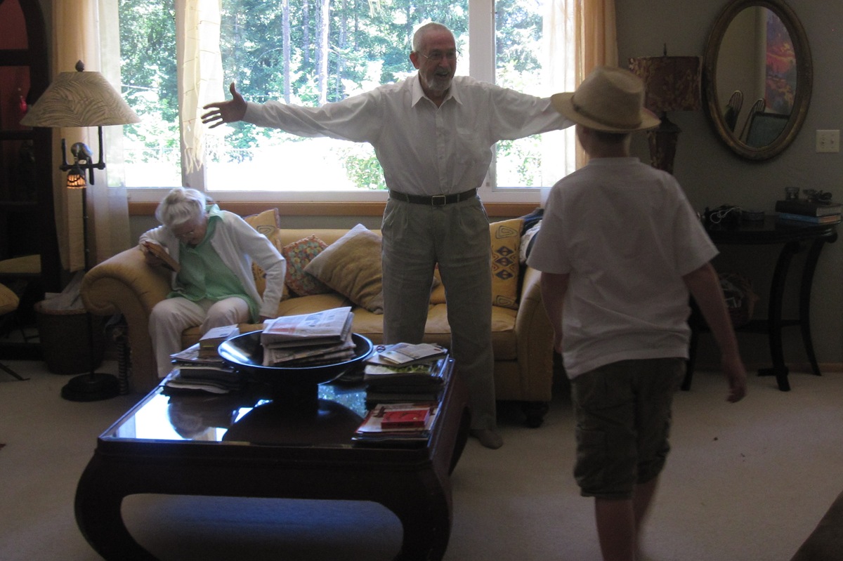 [Eugene 2009 6[2].jpg]