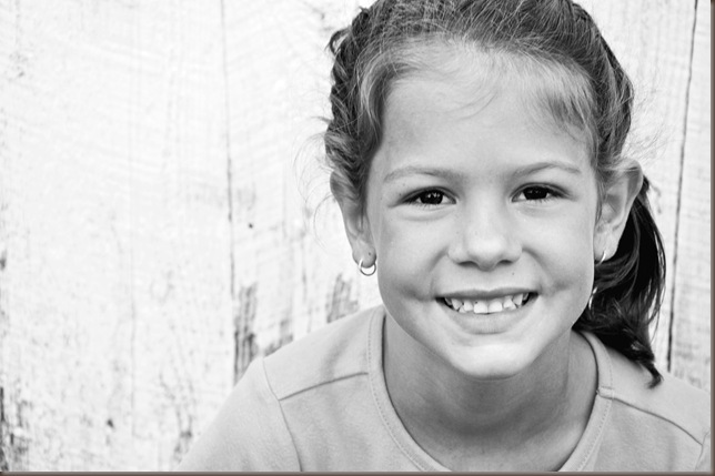 jessa is so pretty in black and white