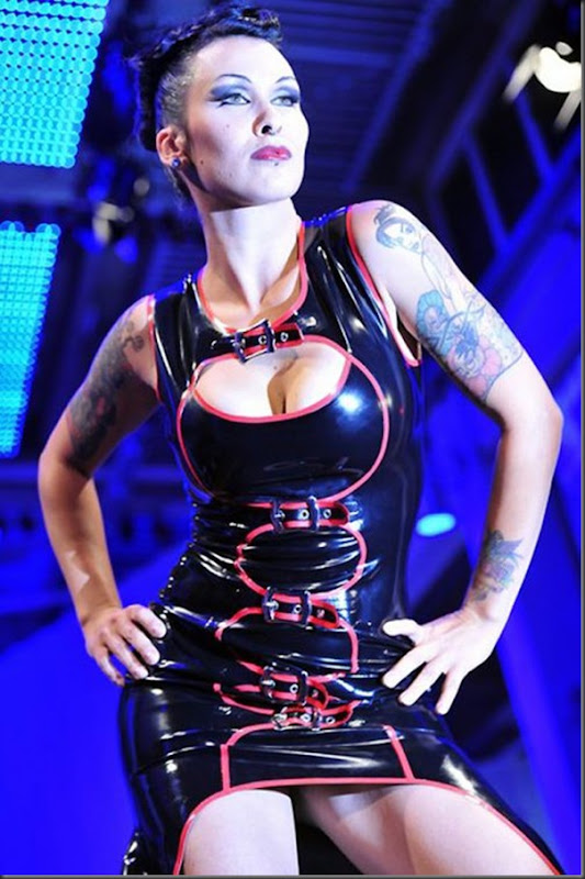 Latex Fashion Show 2010 em Hamburg (21)